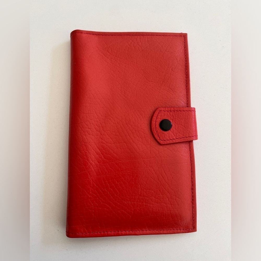 VINTAGE Ambassador Design Orange Cowhide Leather Wallet Made Brazil Slim Chic